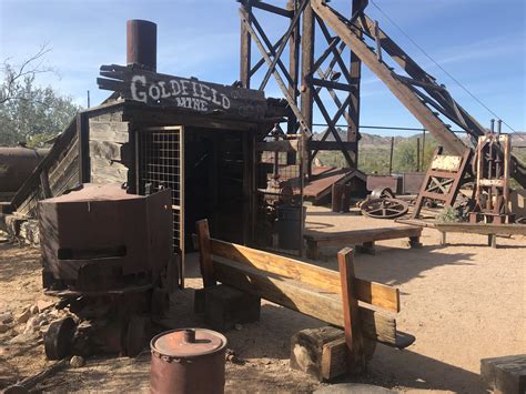Ghost Town Excursions: Mysterious Roadside Stops